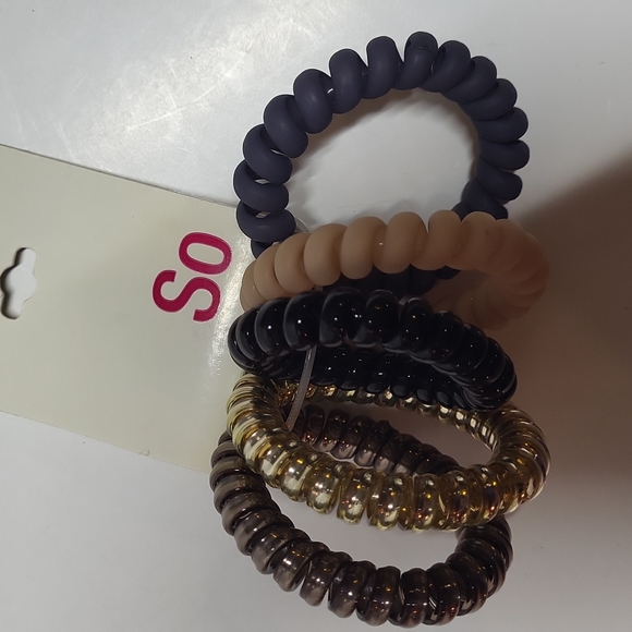 SO Coil Spiral Hair Tie Set of 5 Gold Pink Blue Silver Black Set of 5 NWT - Picture 2 of 8